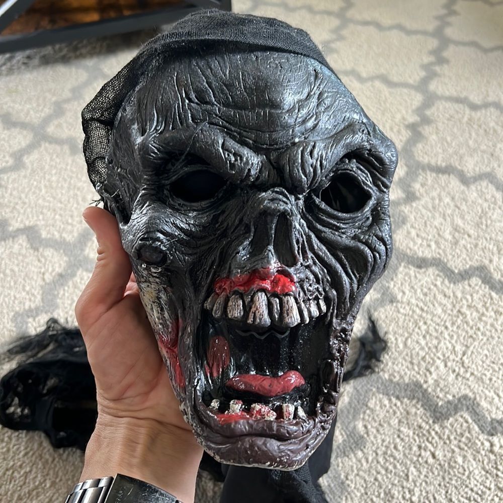VTG Easter Unlimited Halloween mask zombie , Skull , rare scary with hair cover